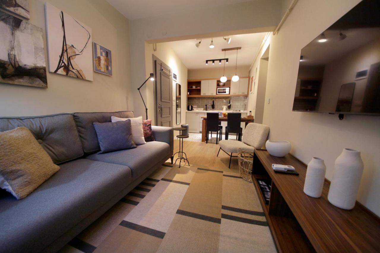 Готель New Modern Flat- By Taksim Square Стамбул Екстер'єр фото